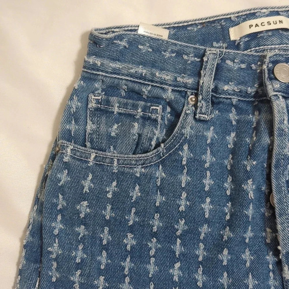 PacSun Distressed Dad Jeans, Color Medium Blue Size 23 - Picture 5 of 16